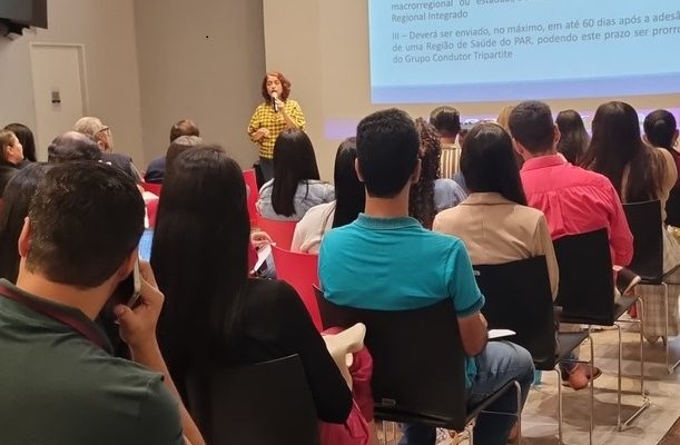 COSEMS-PE participa de encontro sobre o PMAE, em Caruaru