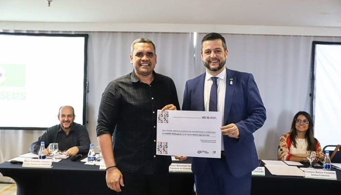 Presidente do COSEMS-PE participa de reunião da Diretoria Executiva do CONASEMS em Brasília