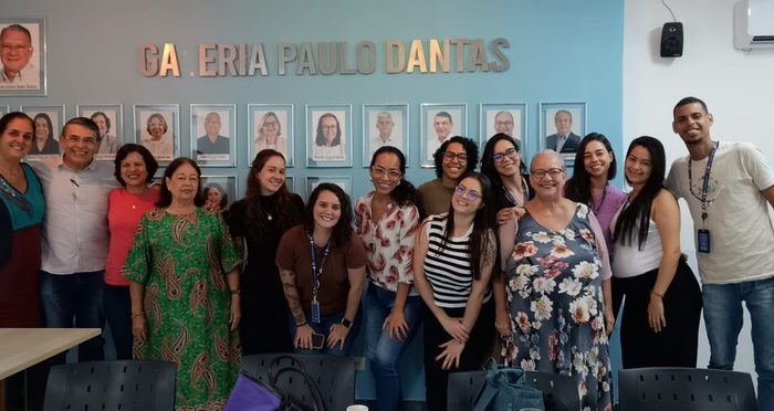 COSEMS-PE recebe residentes da UPE em visita técnica sobre Políticas de Saúde