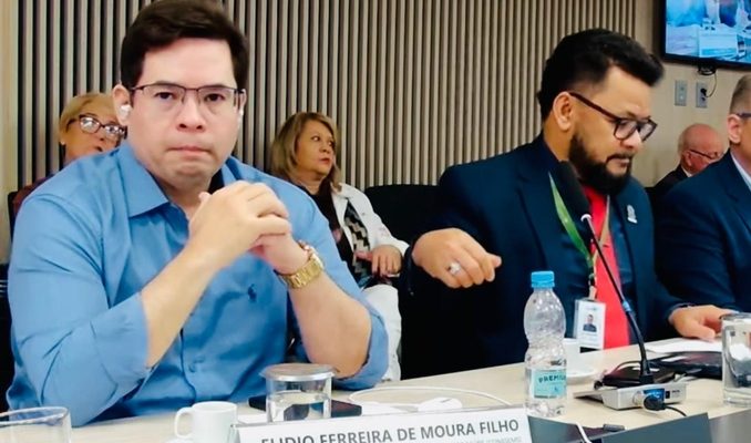 Elídio Moura participa da 383ª Reunião Ordinária do Conselho Nacional de Saúde, com presença do ministro Alexandre Padilha